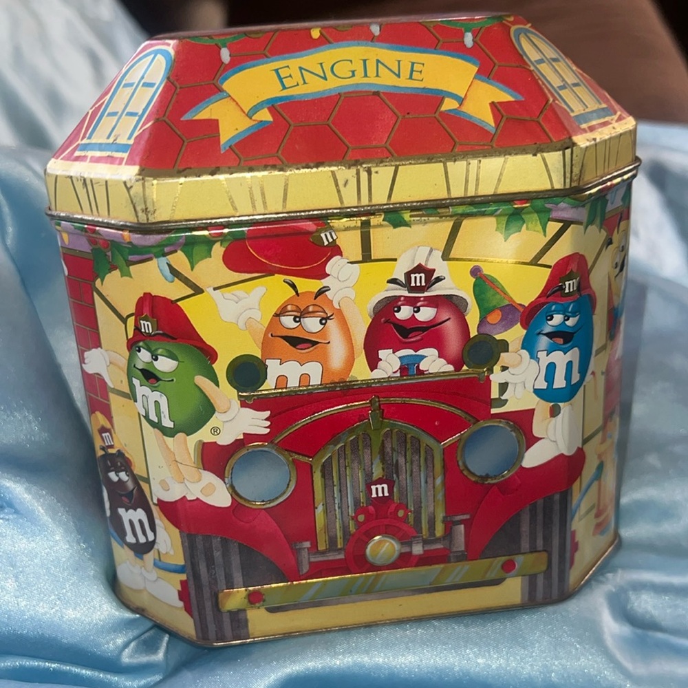 M&M’s 1997 Hook & Ladder Tin